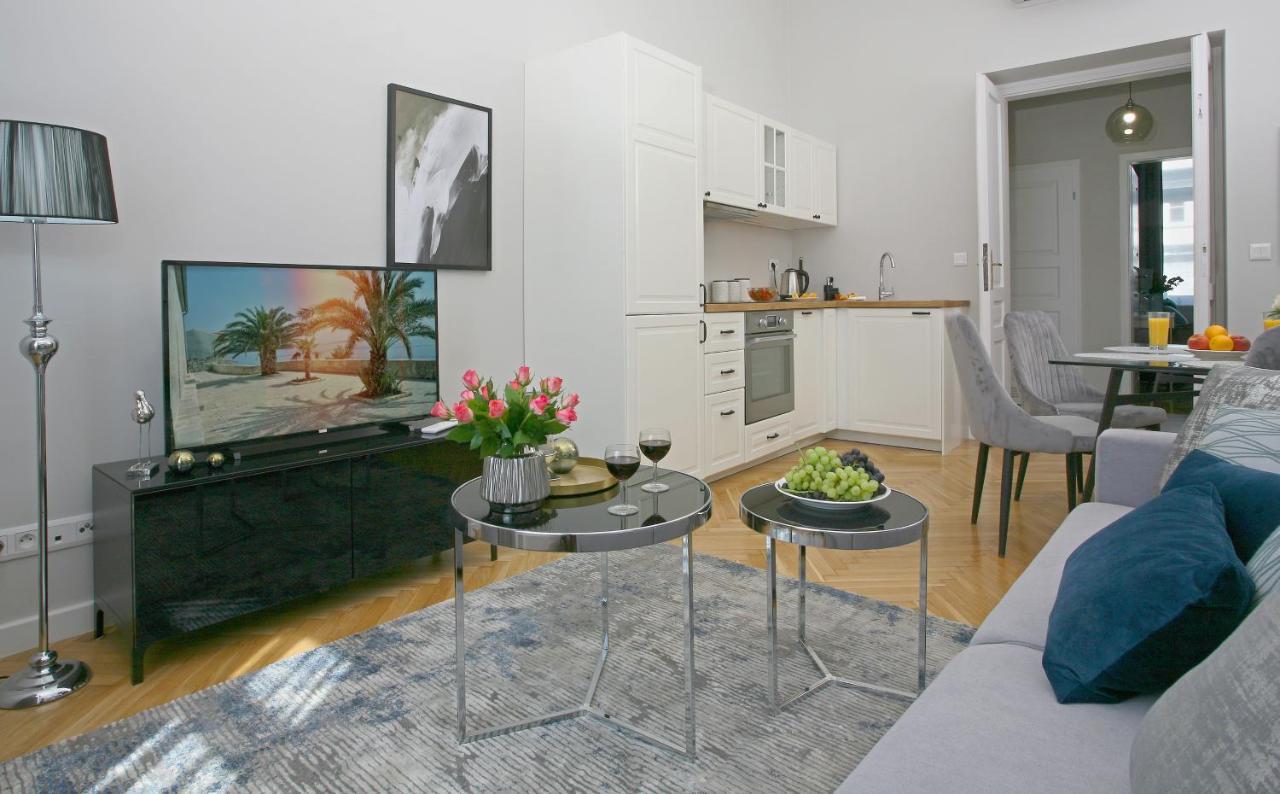 Gem Apartment By Castle Krakov Exteriér fotografie